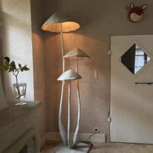 Üç Başlıklı Mantar Lambader